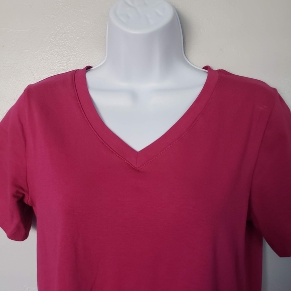 Zenana Medium Magenta Pink Short Sleeve T-shirt V-neck Basic Solid Layering Top - Picture 6 of 7